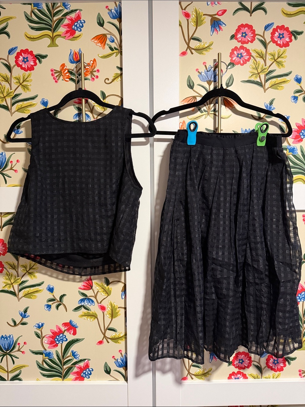 Elle Black Textured Two-Piece Midi Skirt Set